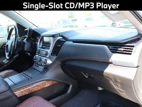 Used 2019 Chevrolet Suburban Premier w/ Premier Plus Edition AWD/4WD image 12