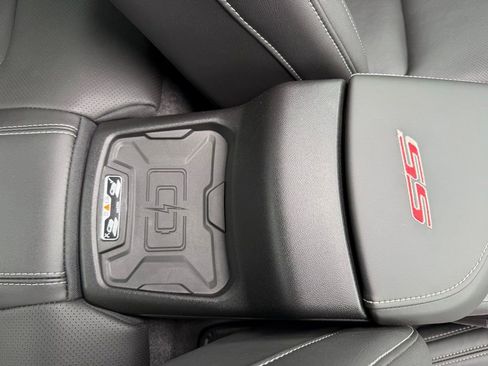 Used 2017 Chevrolet Camaro SS RWD image 24