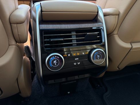 Used 2023 Land Rover Range Rover SE AWD/4WD image 35