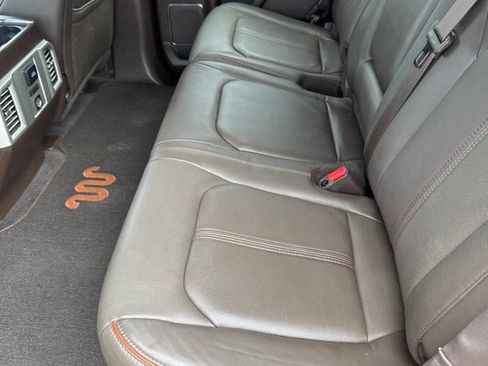 Used 2015 Ford F150 King Ranch w/ Equipment Group 601A Luxury AWD/4WD image 10