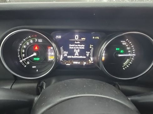 Used 2023 Jeep Wrangler Unlimited Sahara w/ Cold Weather Group image 13