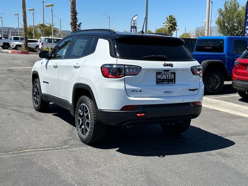New 2026 Jeep Compass Trailhawk AWD/4WD image 4
