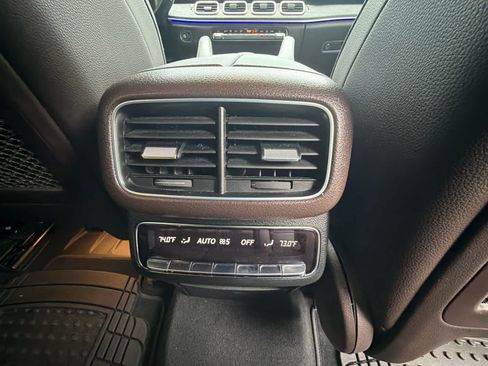 Used 2021 Mercedes-Benz GLE 450 4MATIC image 19