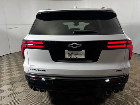 Used 2026 Chevrolet Traverse RS image 6