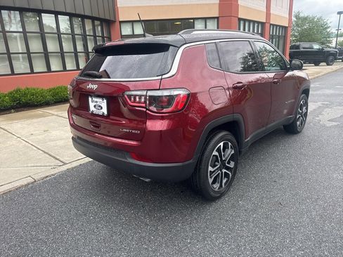 Used 2022 Jeep Compass Limited image 7