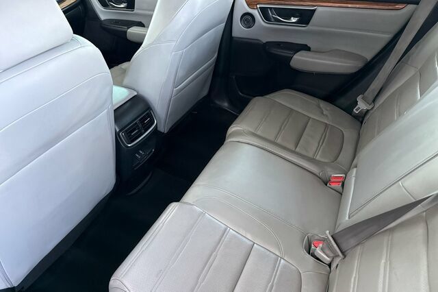 Used 2019 Honda CR-V Touring image 12