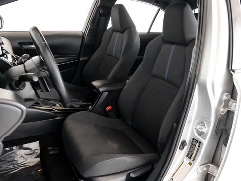 Used 2020 Toyota Corolla SE FWD image 38