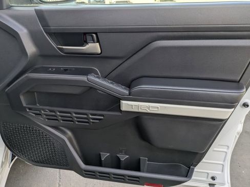 Used 2024 Toyota Tacoma TRD Off-Road image 33