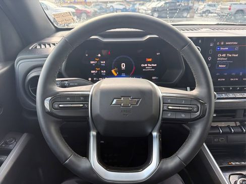 Used 2026 Chevrolet Colorado Trail Boss AWD/4WD image 14