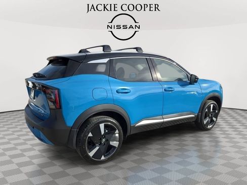 New 2026 Nissan Kicks SR w/ Cold Weather Package AWD/4WD image 5