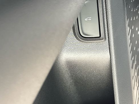 New 2026 Chevrolet Equinox LT w/ Convenience Package II image 11