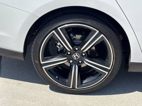 Used 2025 Honda Accord Sport image 7
