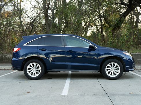 Used 2018 Acura RDX w/ Tech & AcuraWatch Plus Pkg image 10