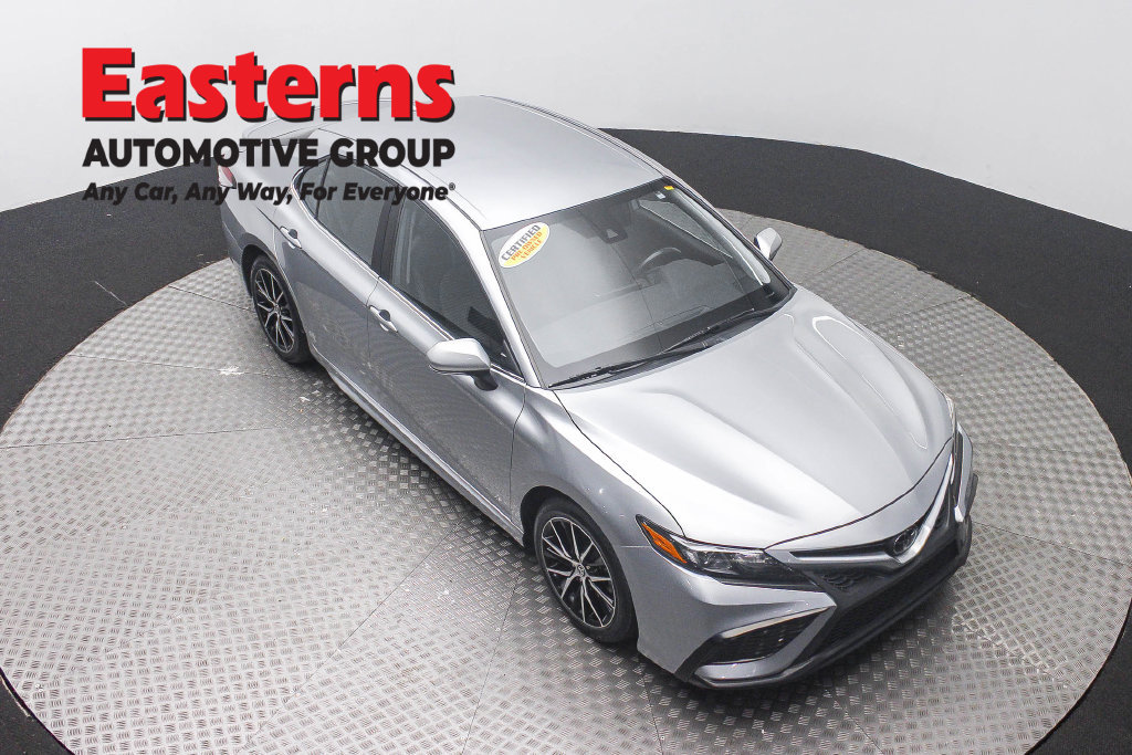 Used 2024 Toyota Camry SE FWD image 4