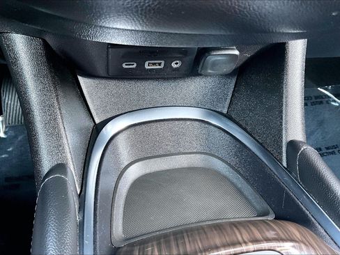 Used 2024 Chevrolet Malibu LT FWD image 30