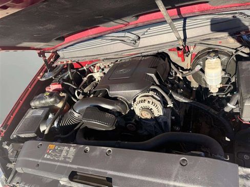 Used 2011 GMC Yukon SLT w/ SLT-2 Equipment Package image 27