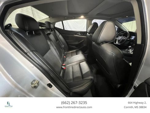 Used 2017 Nissan Maxima 3.5 SL FWD image 16