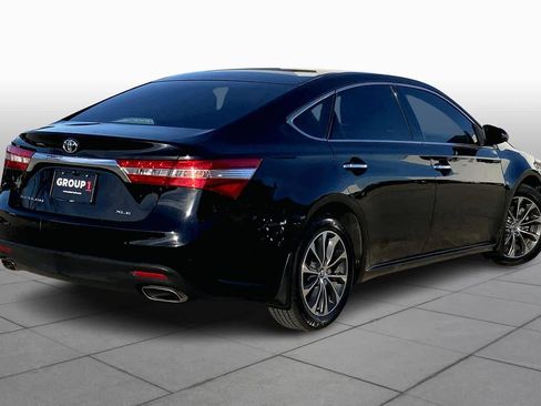 Used 2013 Toyota Avalon XLE image 12