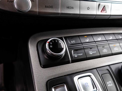 Used 2021 Hyundai Palisade SE w/ Winter Package image 34