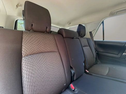 Used 2018 Toyota 4Runner TRD Off-Road AWD/4WD image 27