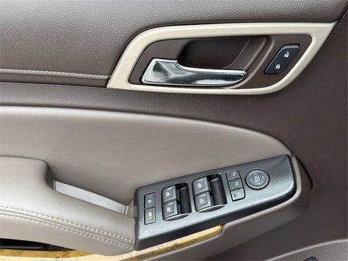 Used 2017 GMC Yukon Denali w/ Open Road Package image 24