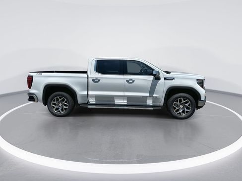 New 2026 GMC Sierra 1500 SLT AWD/4WD image 9