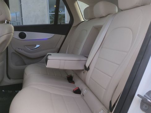 Used 2020 Mercedes-Benz GLC 300 GLC 300 image 22