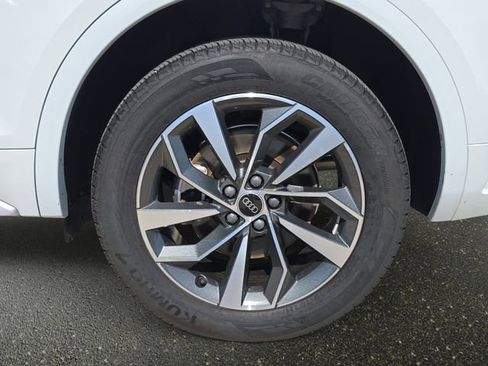 Used 2023 Audi Q5 2.0T Premium AWD/4WD image 36