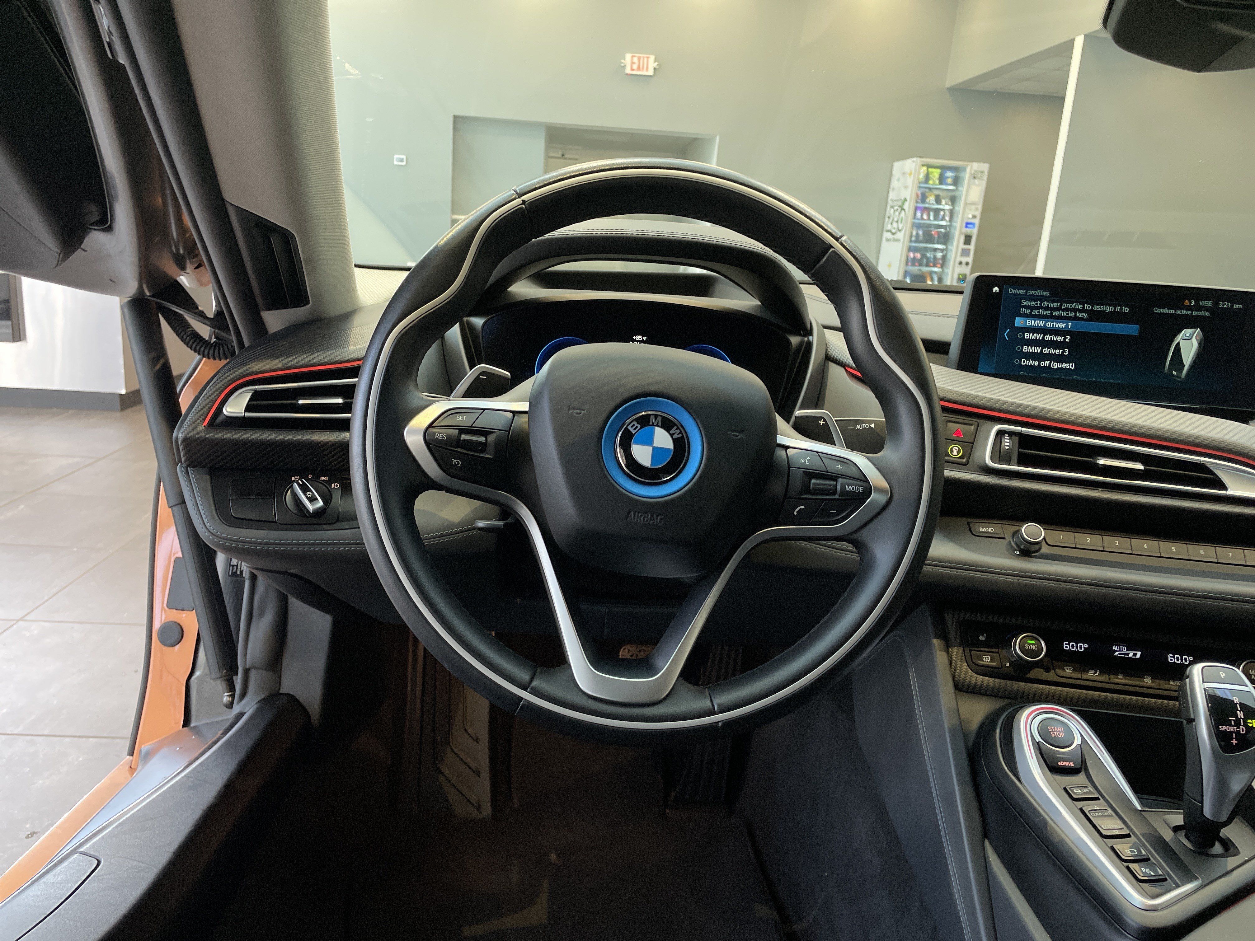 Used 2019 BMW i8 Coupe AWD/4WD image 22
