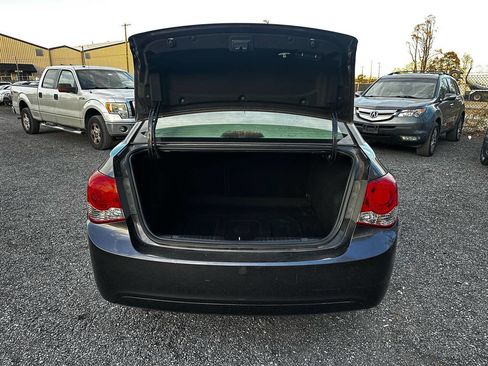 Used 2014 Chevrolet Cruze LT image 15