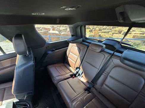 Used 2024 Lincoln Navigator Reserve image 29