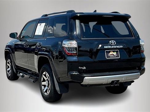 Used 2022 Toyota 4Runner TRD Off-Road Premium image 4