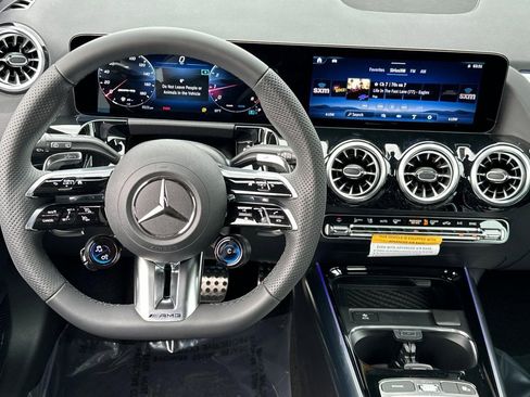 New 2026 Mercedes-Benz GLA 35 AMG 4MATIC image 25