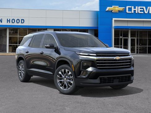 New 2026 Chevrolet Traverse LT w/ Sun and Wheel Package FWD image 7