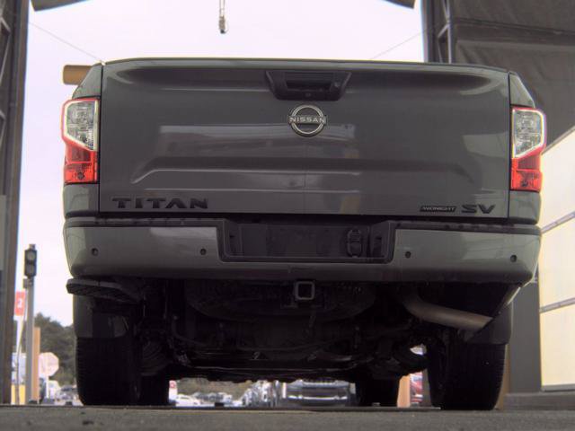 Used 2024 Nissan Titan SV RWD image 9
