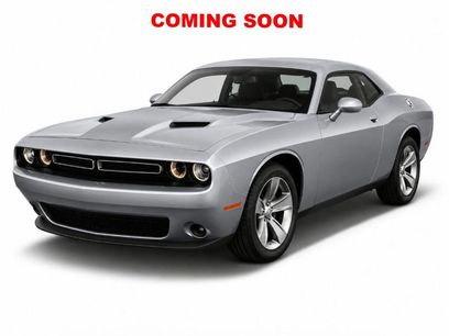 Used 2015 Dodge Challenger SXT
