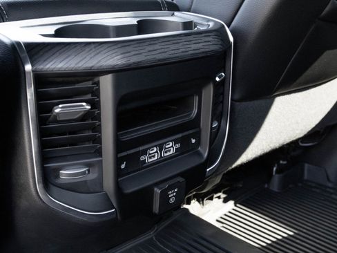 Used 2024 RAM 2500 Laramie w/ Night Edition image 42