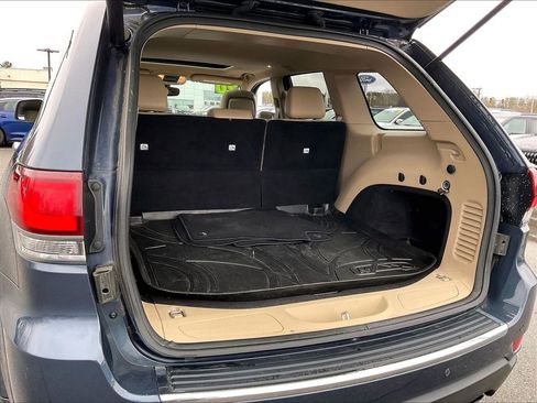 Used 2020 Jeep Grand Cherokee Limited image 35