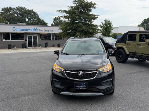 Used 2018 Buick Encore Preferred FWD image 2