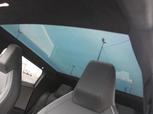 Used 2024 Tesla Cybertruck Cyberbeast AWD/4WD image 6
