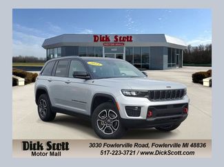 Used 2022 Jeep Grand Cherokee Trailhawk w/ Luxury Tech Group III video 1