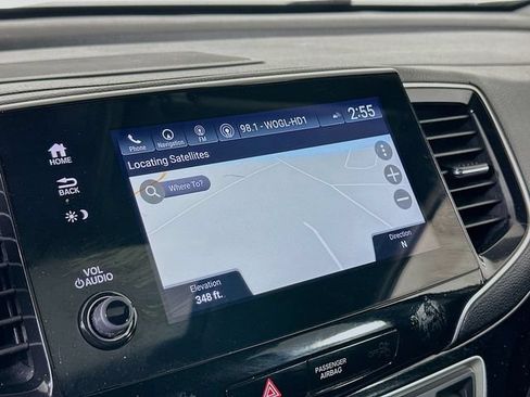 Used 2021 Honda Pilot Touring image 18