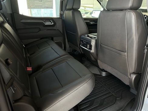 New 2026 GMC Sierra 1500 SLT w/ SLT Premium Package image 16