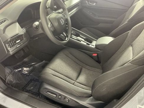 Certified 2026 Honda Accord SE image 8