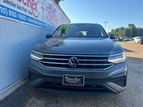 Used 2023 Volkswagen Tiguan SE AWD/4WD image 5