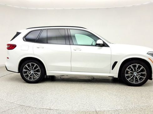 Used 2023 BMW X5 xDrive40i w/ M Sport Package AWD/4WD image 4