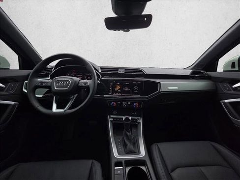 Certified 2025 Audi Q3 2.0T Premium w/ Convenience Package AWD/4WD image 19