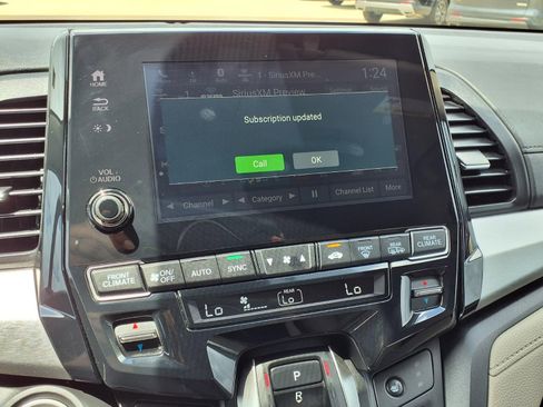 Used 2023 Honda Odyssey EX-L image 22