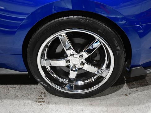 Used 2017 Ford Mustang GT w/ GT Performance Package RWD image 39