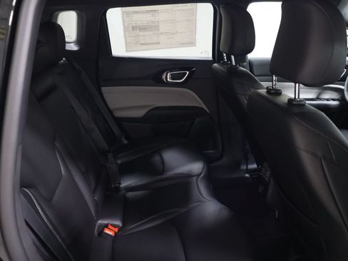 New 2026 Jeep Compass Limited AWD/4WD image 16